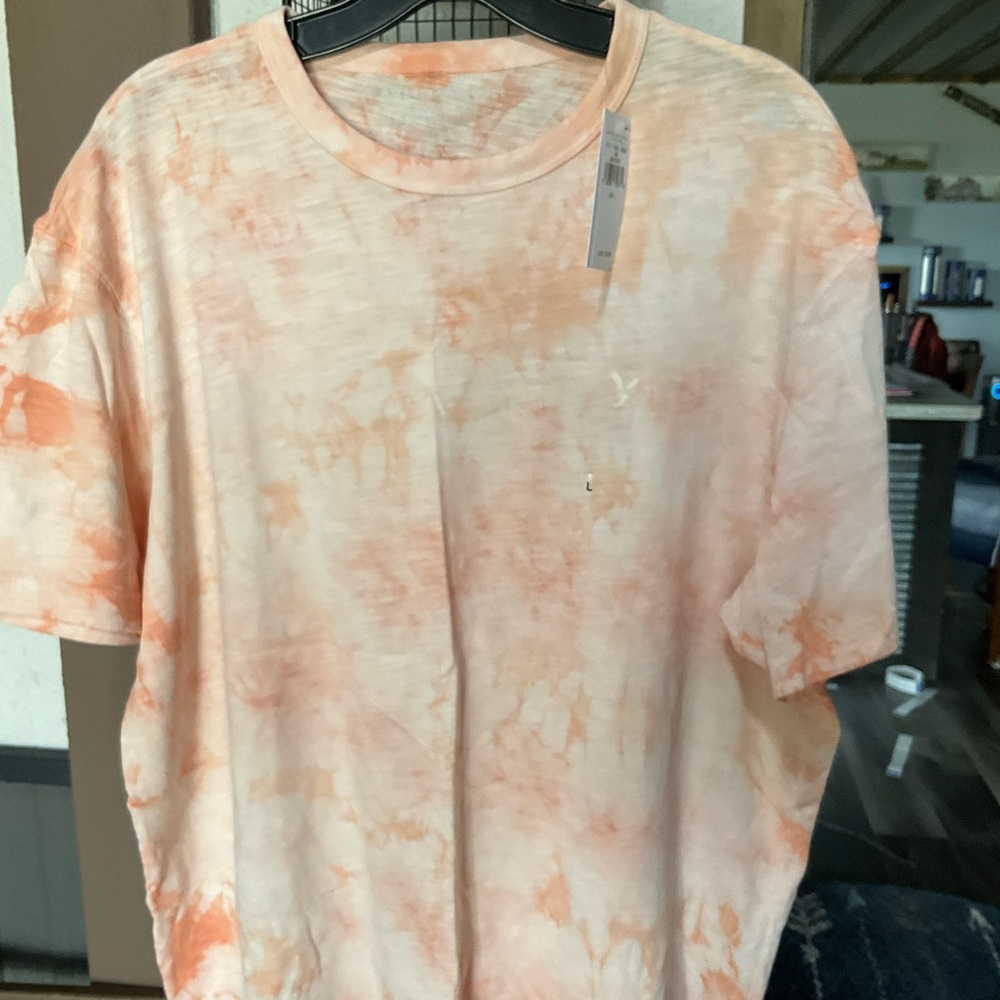 American Eagle Outfitters Peach Tie-Dye Short Sleeve Tee